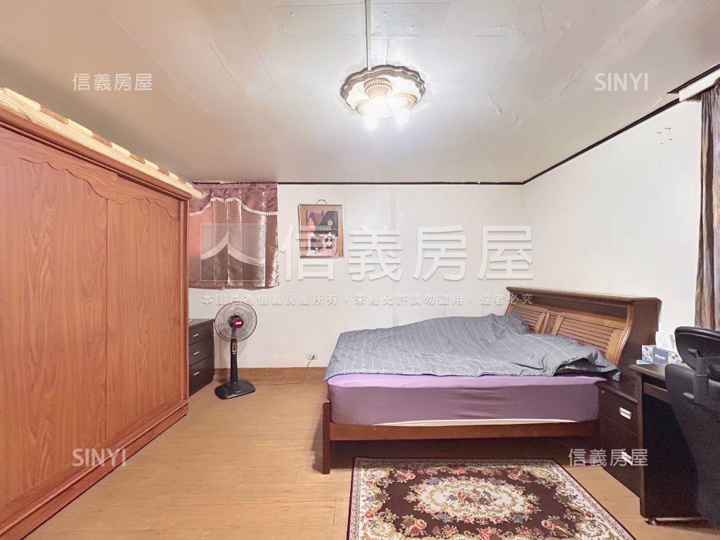 中興路透天店面房屋室內格局與周邊環境