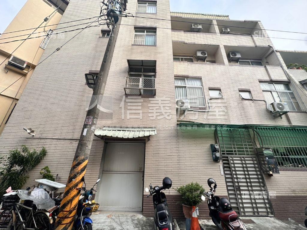 近楠梓車站收租套房透天房屋室內格局與周邊環境