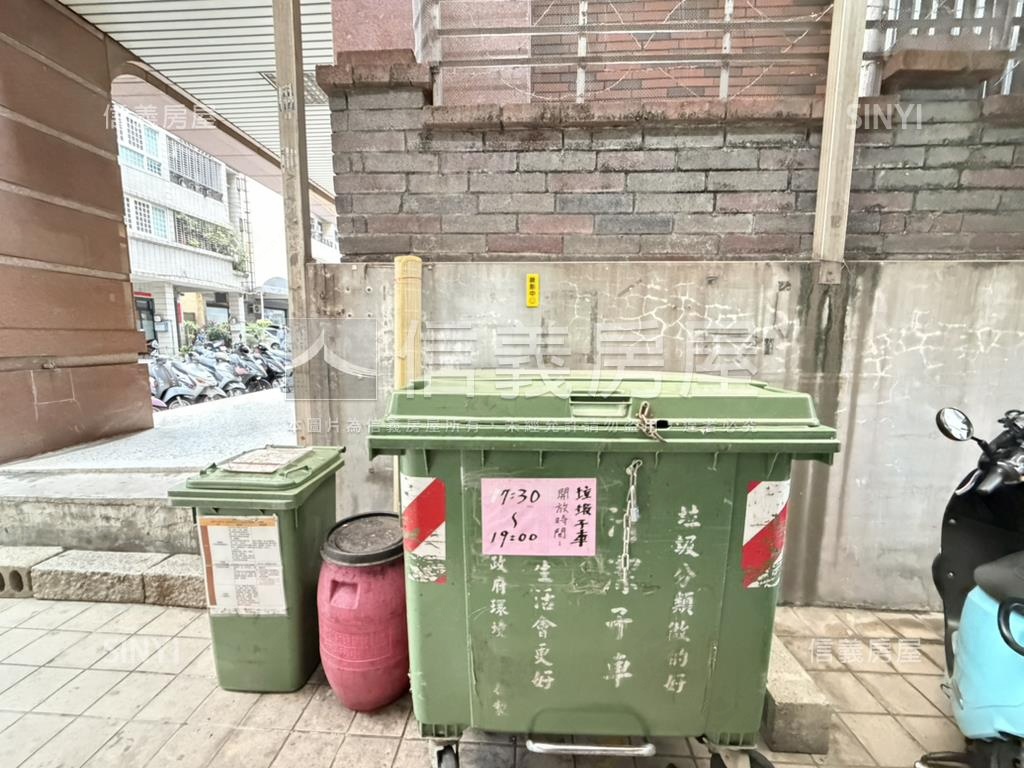 近捷運南屯站｜陽台套房房屋室內格局與周邊環境