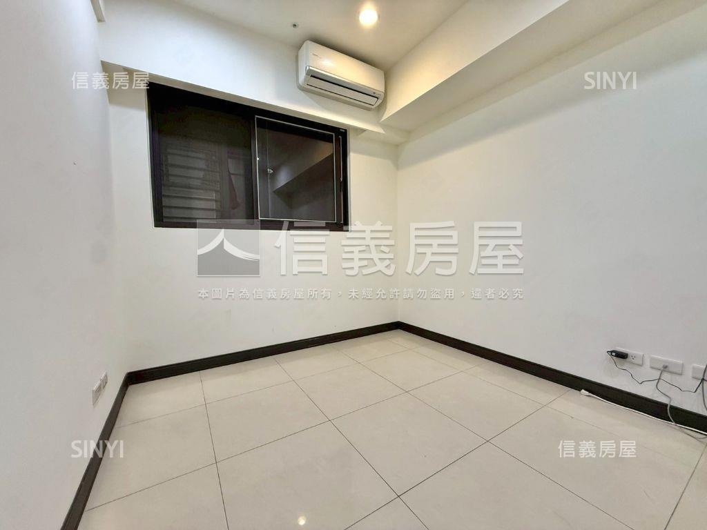 蘭庭序方正簡約２房房屋室內格局與周邊環境