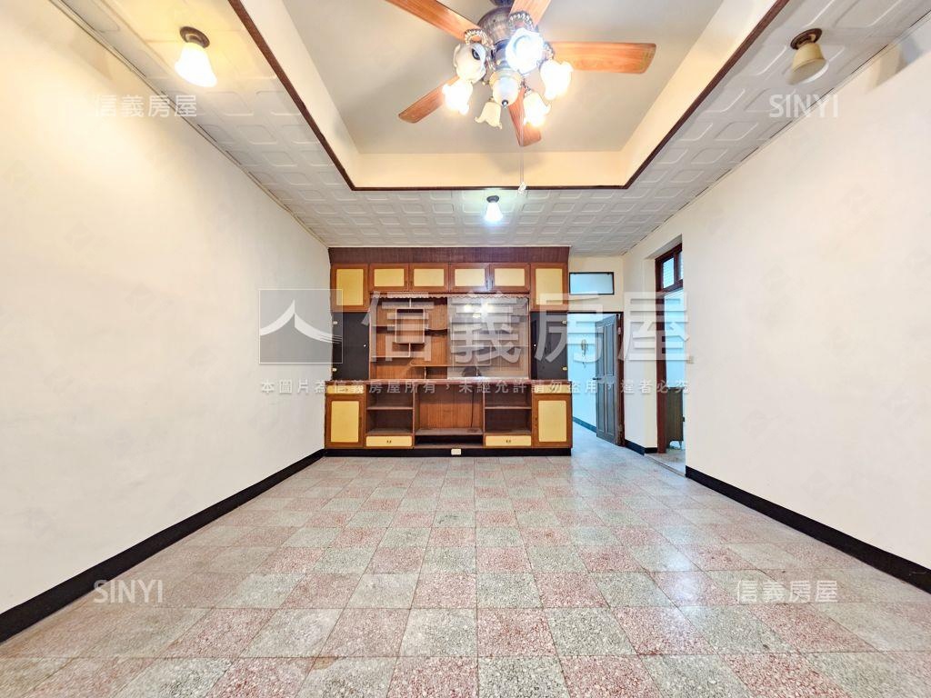 近市場夜市民權路公寓房屋室內格局與周邊環境