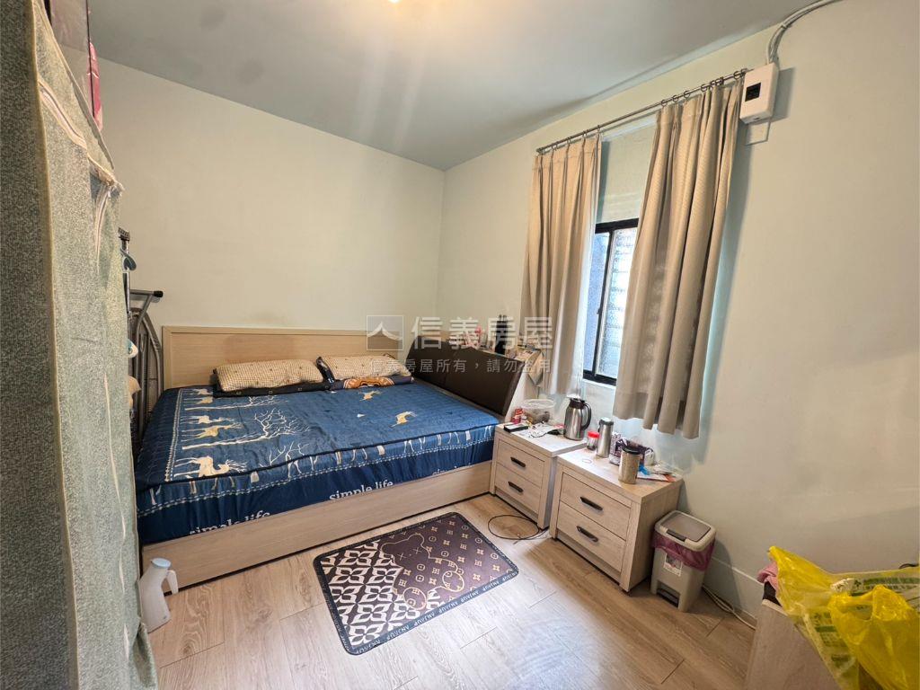 低總價新莊路透天房屋室內格局與周邊環境