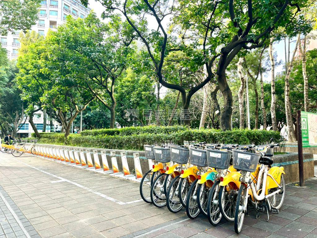 香榭次高樓⭐中正國中學區房屋室內格局與周邊環境