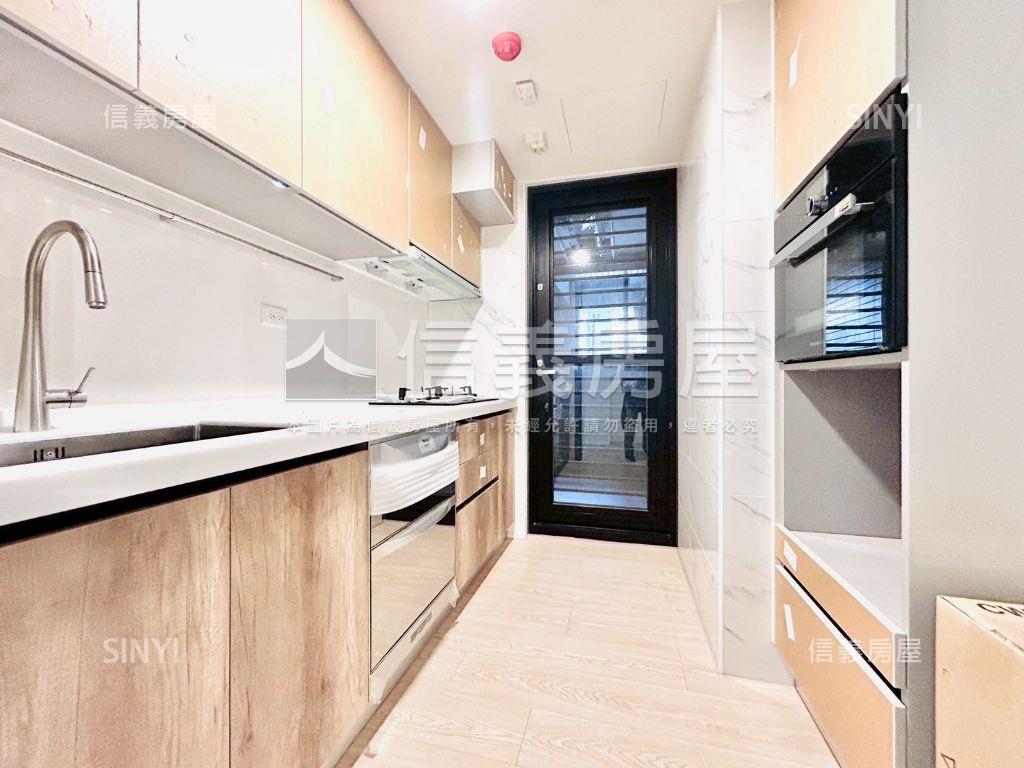 ＜新案＞潮尚居三房雙車位房屋室內格局與周邊環境