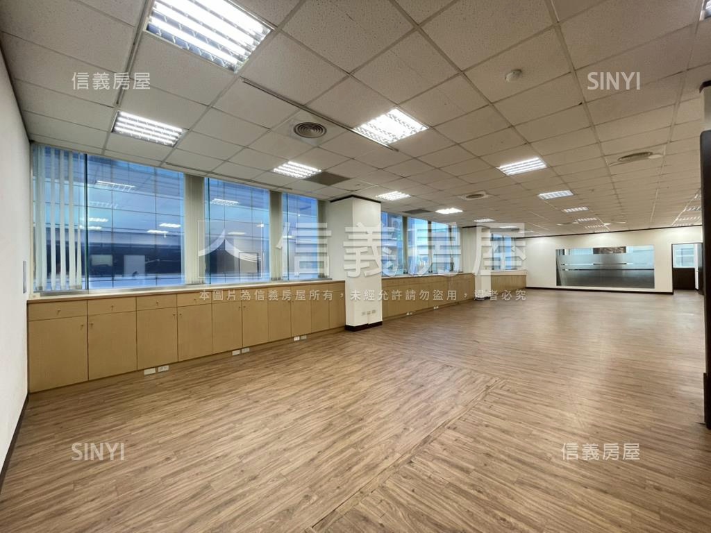 阿姆斯壯邊間採光廠辦房屋室內格局與周邊環境