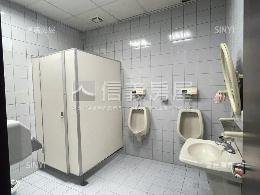 阿姆斯壯邊間採光廠辦房屋室內格局與周邊環境
