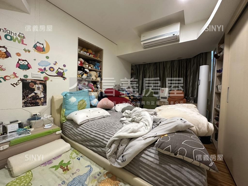 專任甲桂林三房美廈房屋室內格局與周邊環境