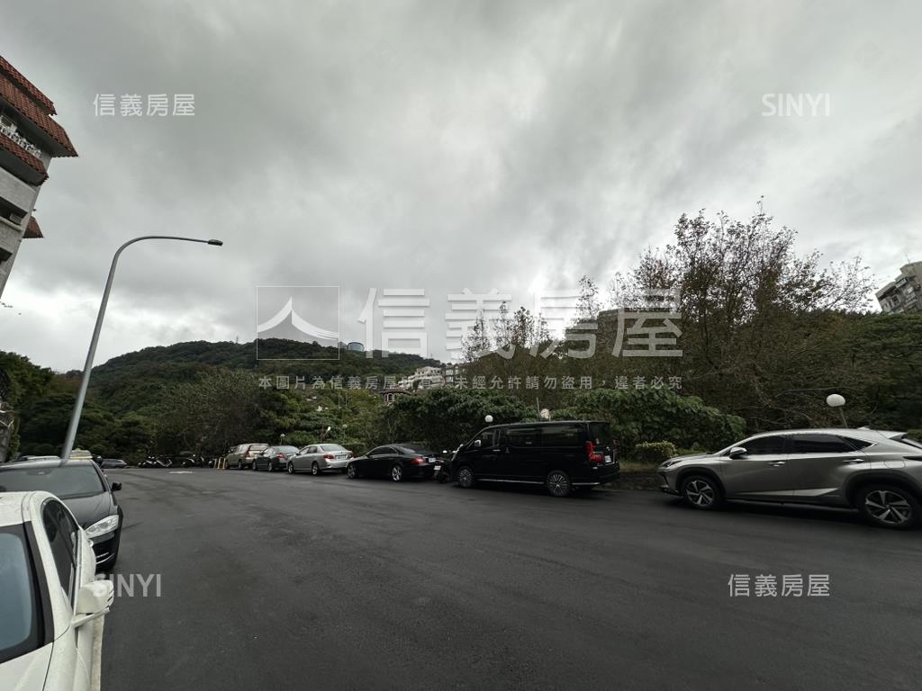 專任甲桂林三房美廈房屋室內格局與周邊環境