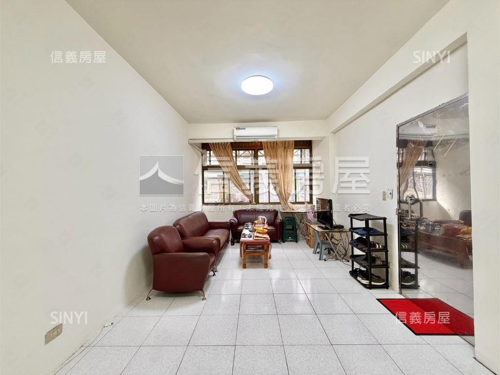 近區公所捷運方正美２樓房屋室內格局與周邊環境