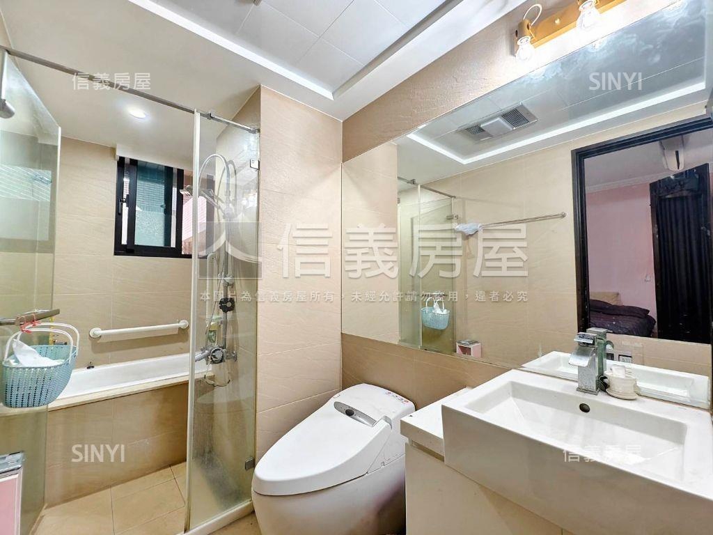 岳泰三房雙車位房屋室內格局與周邊環境