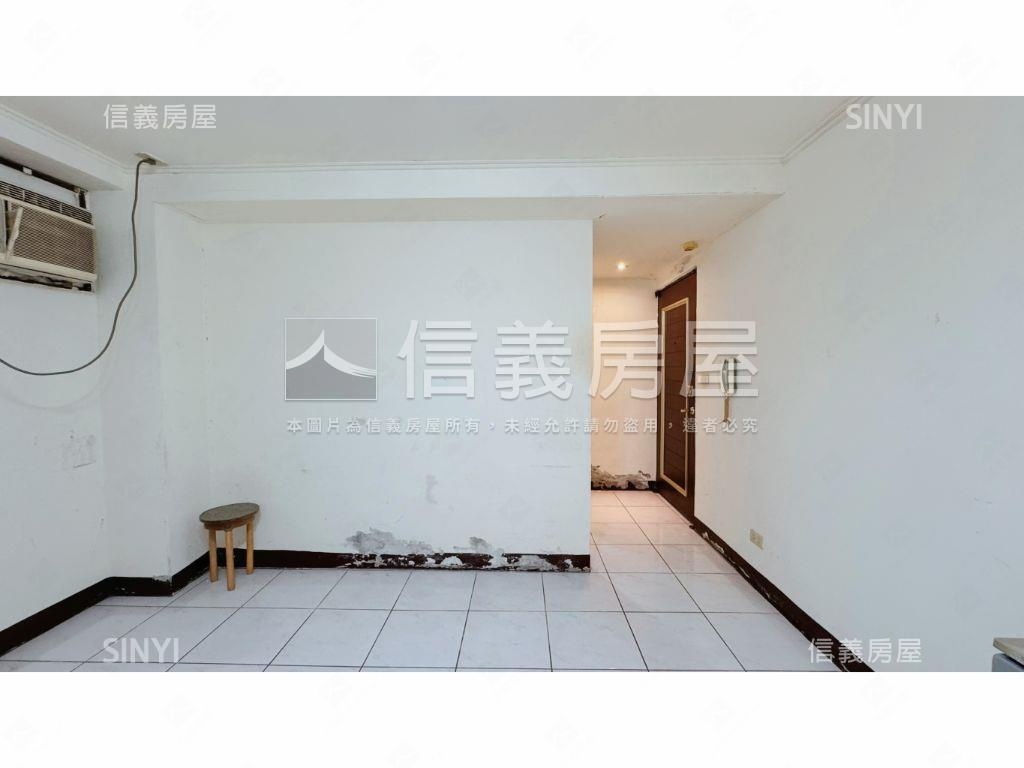 第二市場旁★電梯小套房房屋室內格局與周邊環境