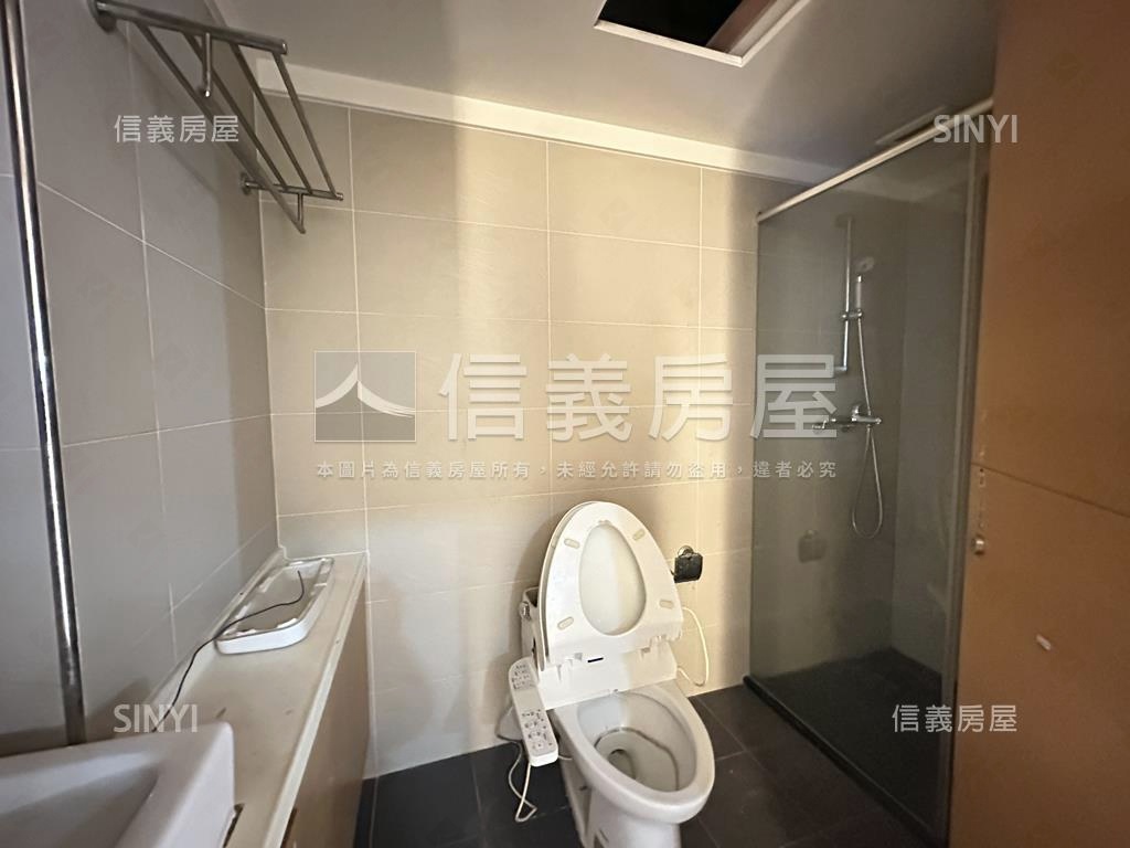 頂溪站景觀大樓附車位房屋室內格局與周邊環境