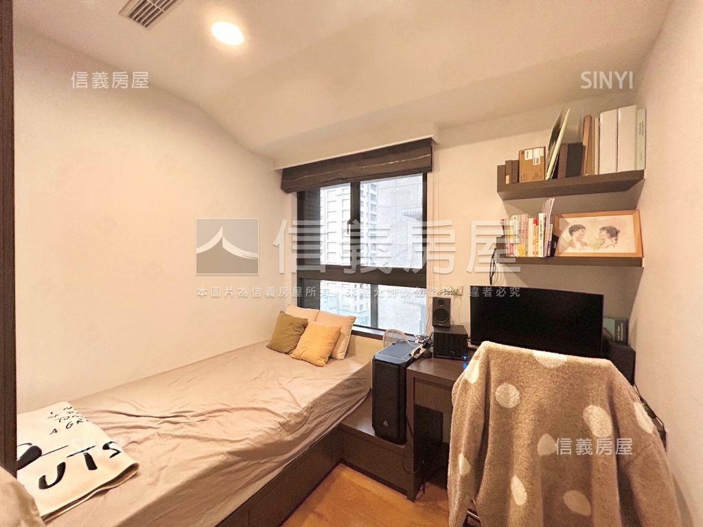 三上時上邊間採光美兩房房屋室內格局與周邊環境