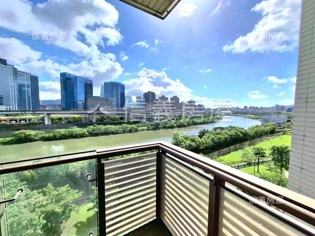 鳳凰水岸美河景房屋室內格局與周邊環境