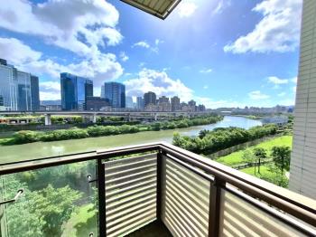 鳳凰水岸美河景