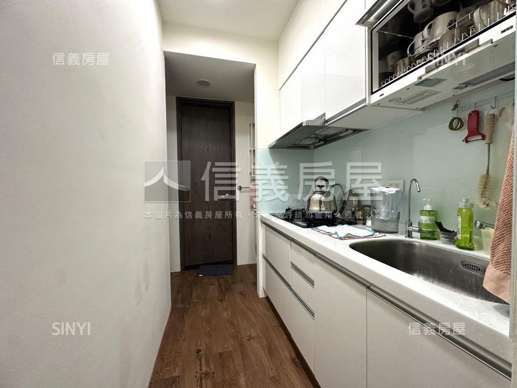 明臣河景未來捷運二房房屋室內格局與周邊環境