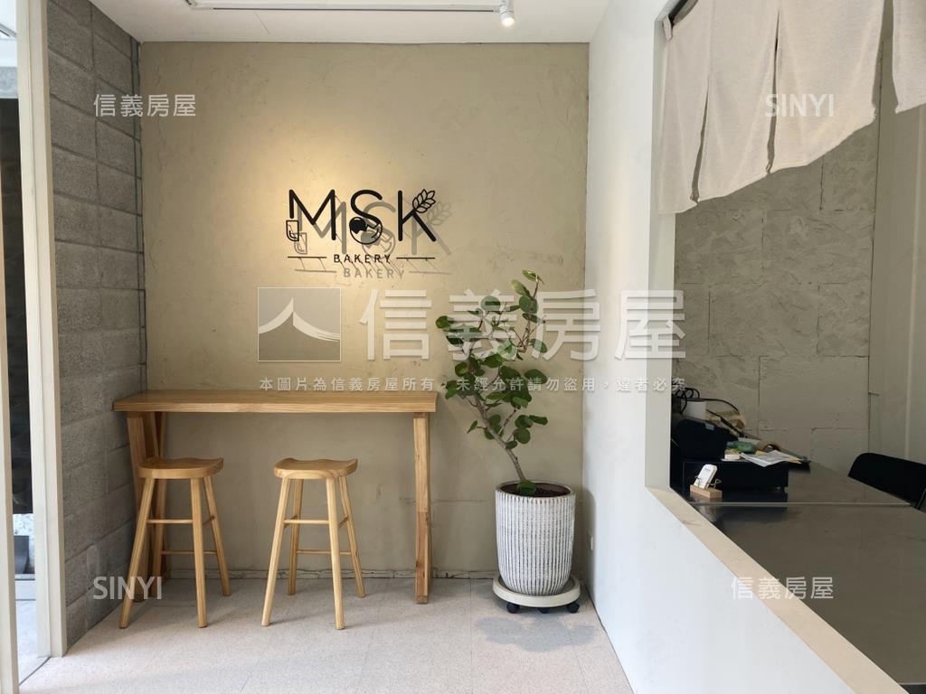 松山監理站旁金店面１房屋室內格局與周邊環境