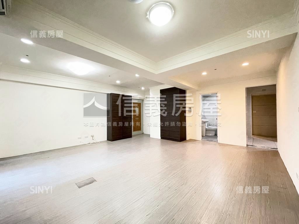 ⭐近捷運電梯３房房屋室內格局與周邊環境