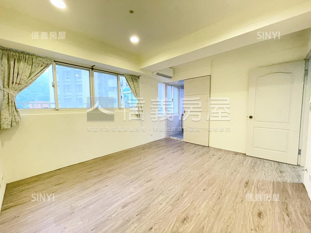 ⭐近捷運電梯３房房屋室內格局與周邊環境