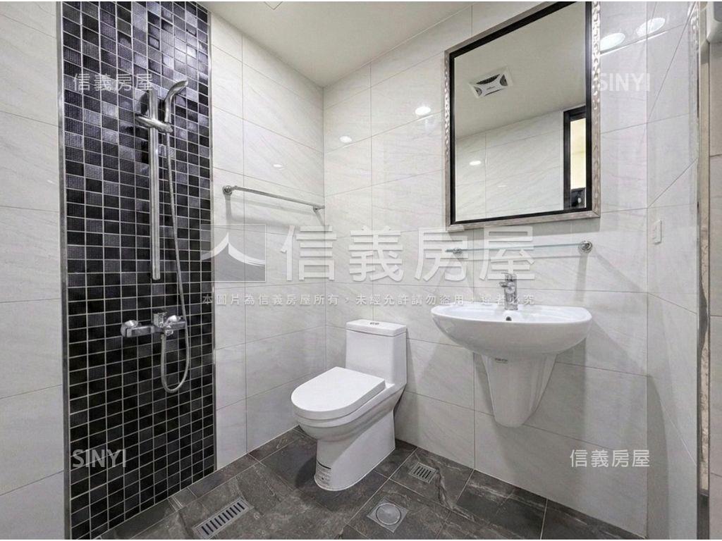 鑫天地３房平車房屋室內格局與周邊環境