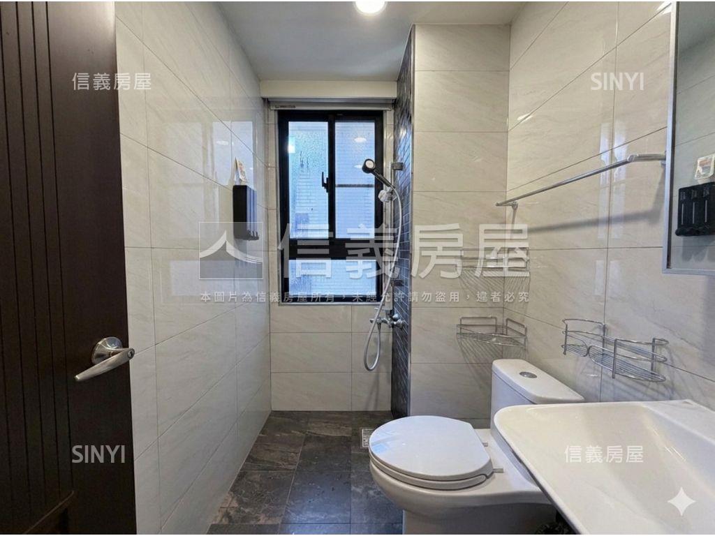 鑫天地３房平車房屋室內格局與周邊環境