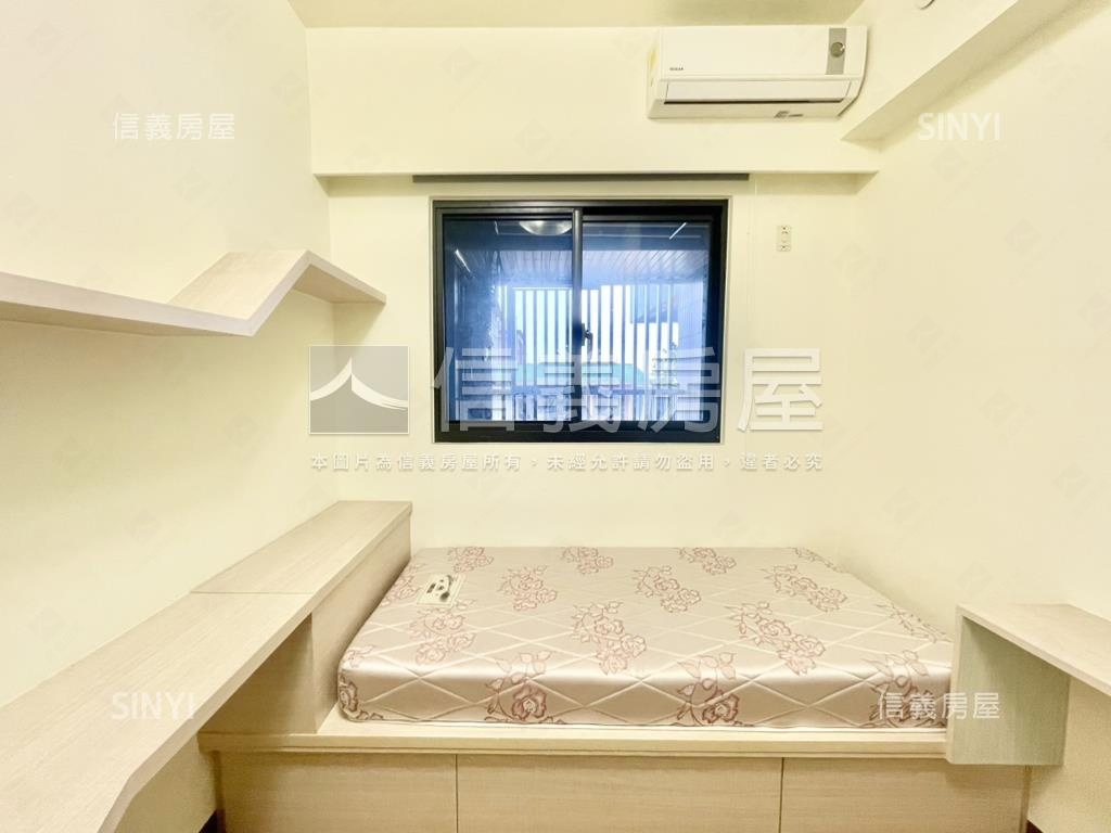 小港輕屋齡兩房兩衛平車房屋室內格局與周邊環境