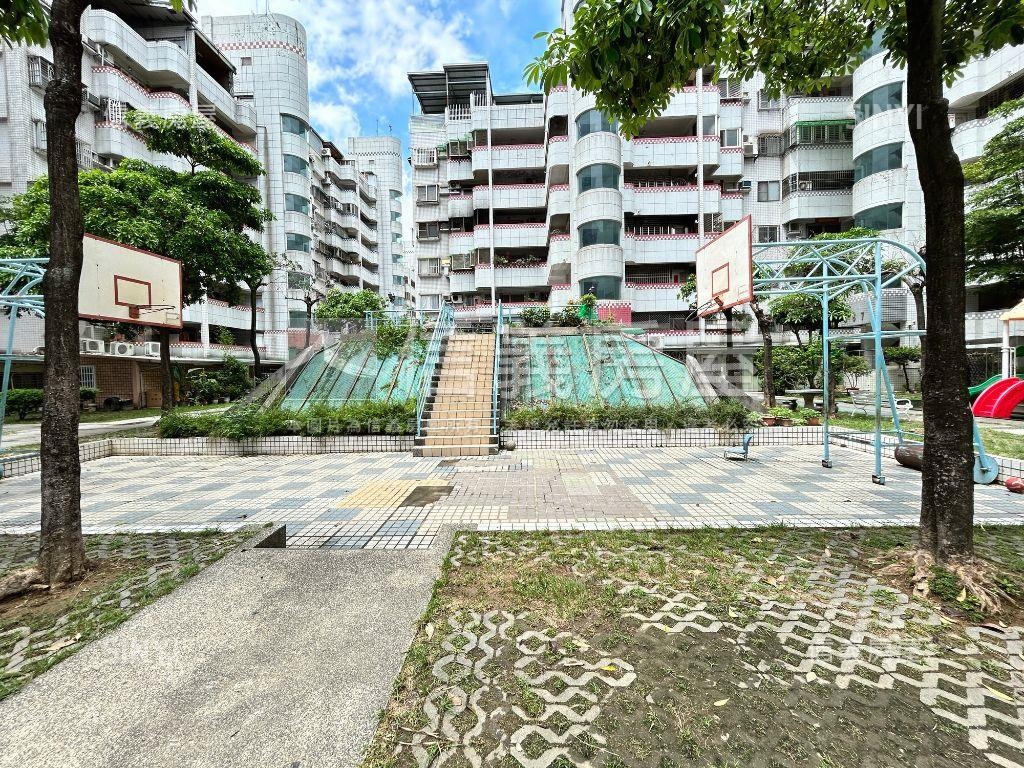 專任！房屋極佳三房平車房屋室內格局與周邊環境