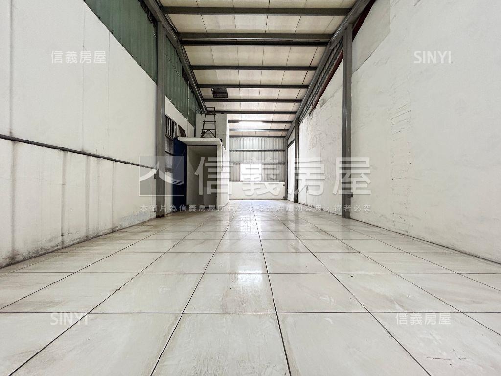 降價！！向心路臨路透天房屋室內格局與周邊環境