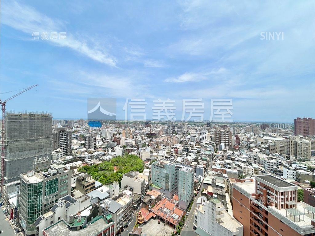 興傳尊爵視野雙車位房屋室內格局與周邊環境