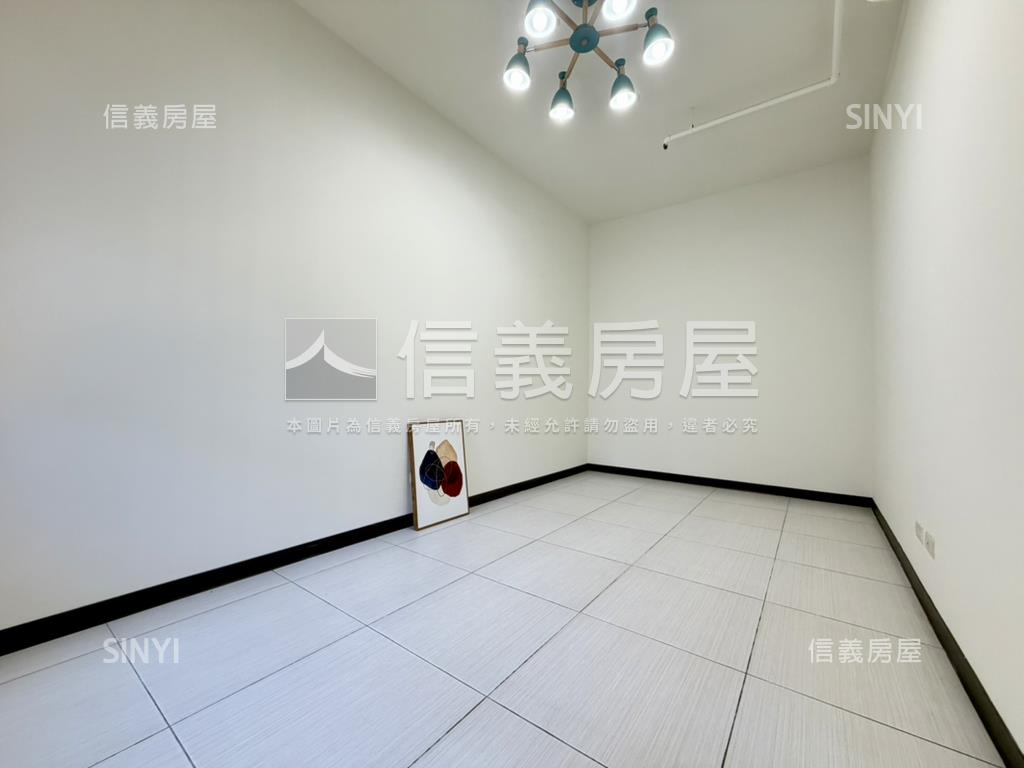 新悅城簡約低總價兩房房屋室內格局與周邊環境