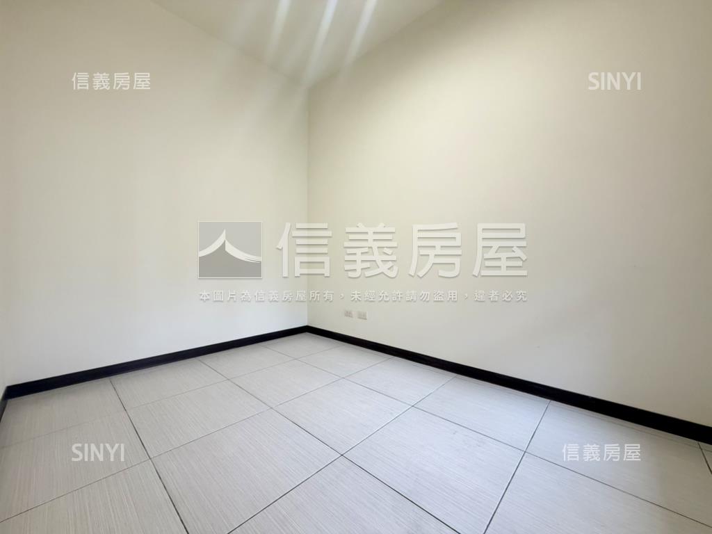 新悅城簡約低總價兩房房屋室內格局與周邊環境