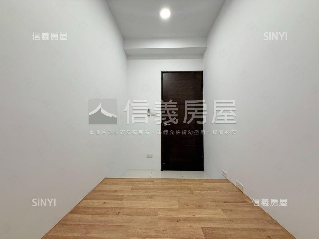 ＬＭ·輕裝潢兩房平車房屋室內格局與周邊環境