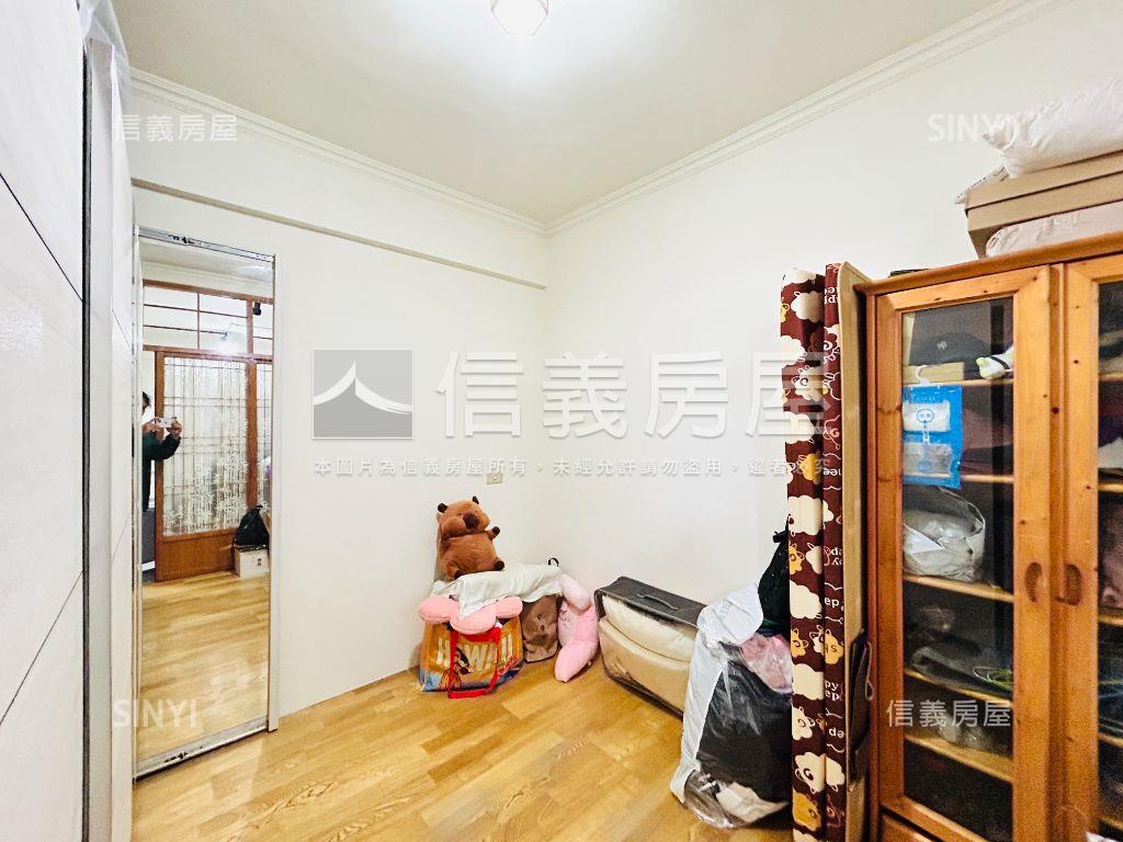 閃閃寶藏低總價美寓３房房屋室內格局與周邊環境