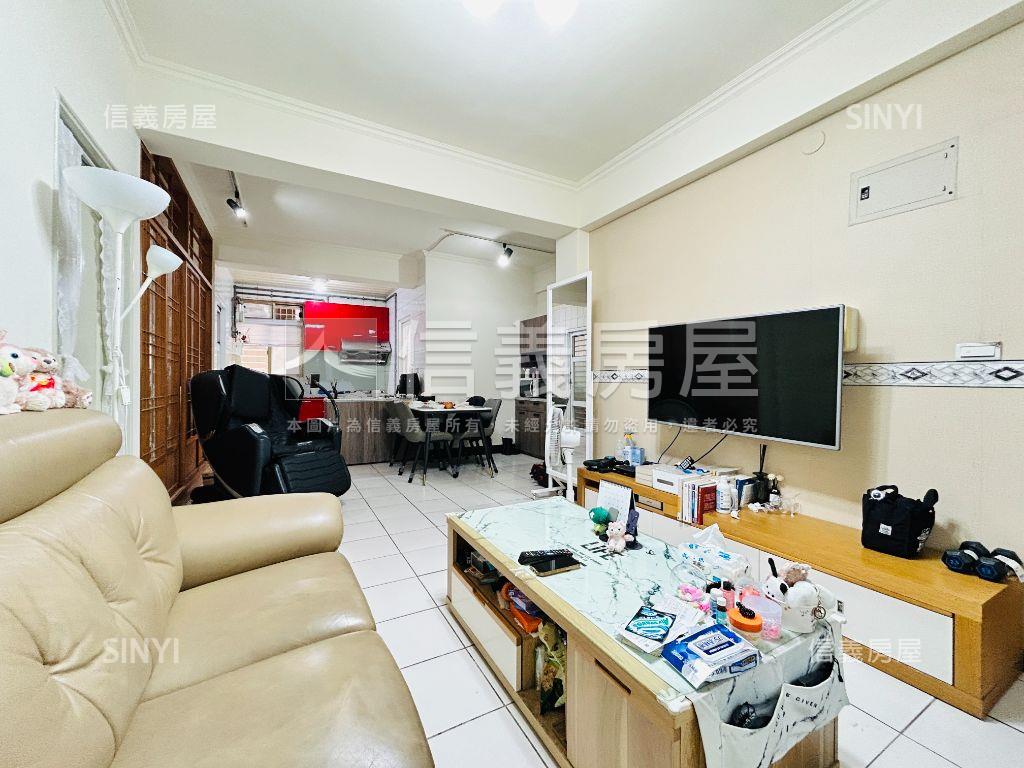 閃閃寶藏低總價美寓３房房屋室內格局與周邊環境