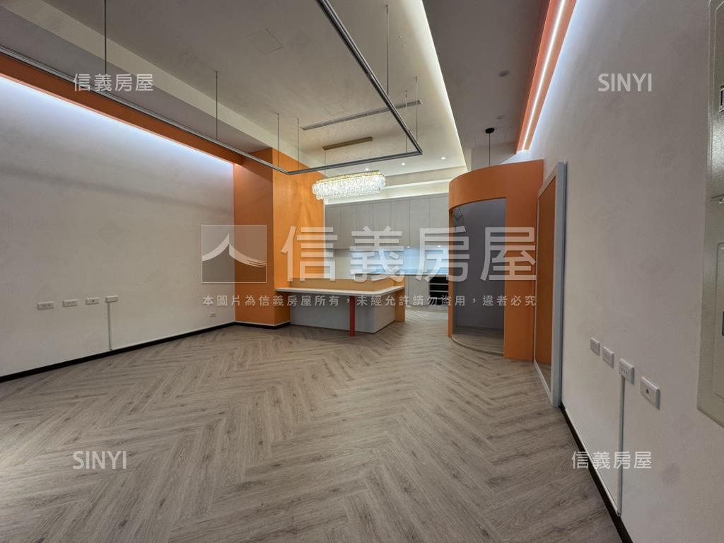 央北樂菲莊園邊間轉角店面房屋室內格局與周邊環境