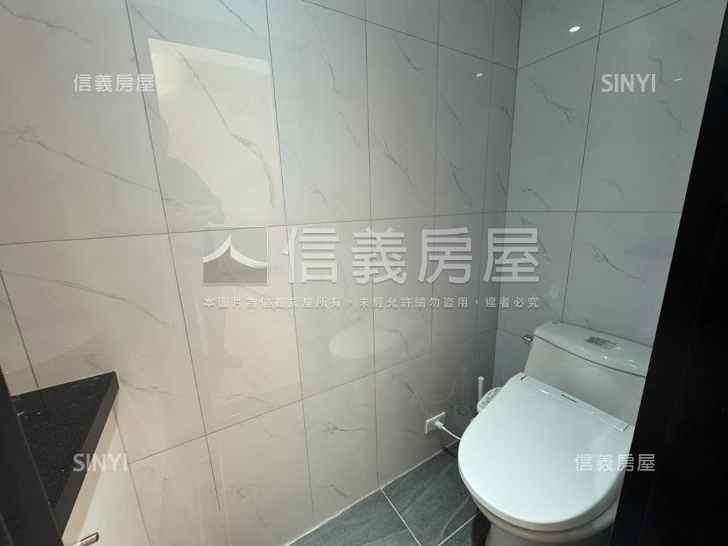 央北樂菲莊園邊間轉角店面房屋室內格局與周邊環境