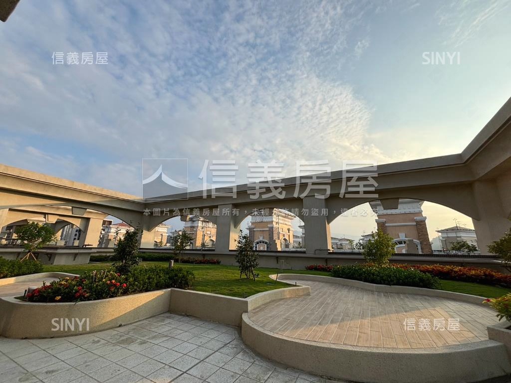 央北樂菲莊園邊間轉角店面房屋室內格局與周邊環境