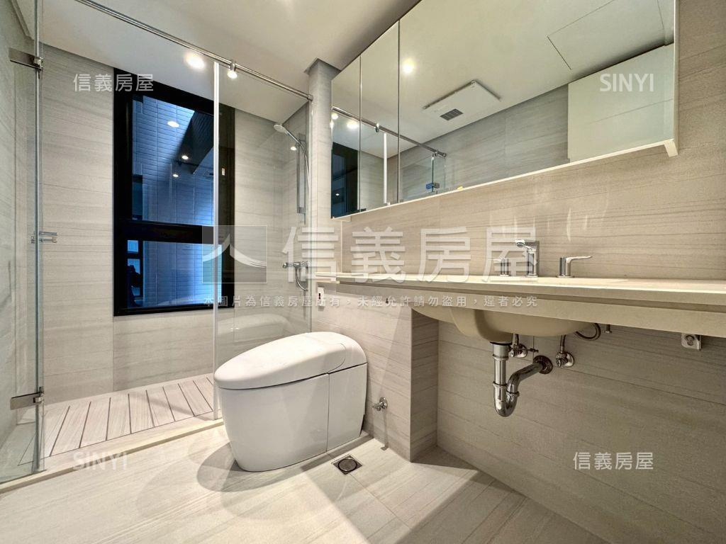 新！誠售！寶輝三房雙車位房屋室內格局與周邊環境