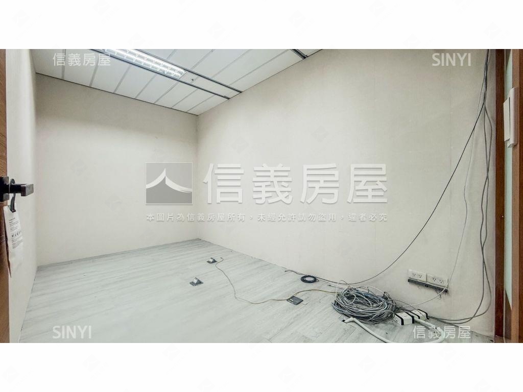 ★七期商辦ＢＨＷ朝南高樓房屋室內格局與周邊環境