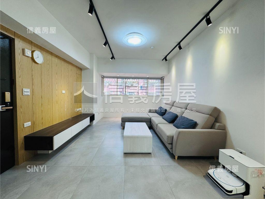 大學城精美３房房屋室內格局與周邊環境