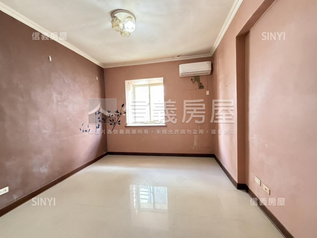忠誠商圈都更潛力公寓房屋室內格局與周邊環境