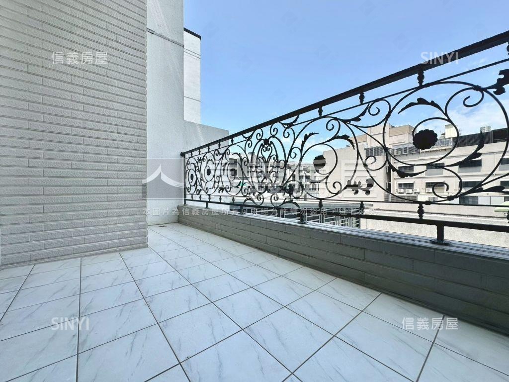 近商６０傳統獨院電梯別墅房屋室內格局與周邊環境