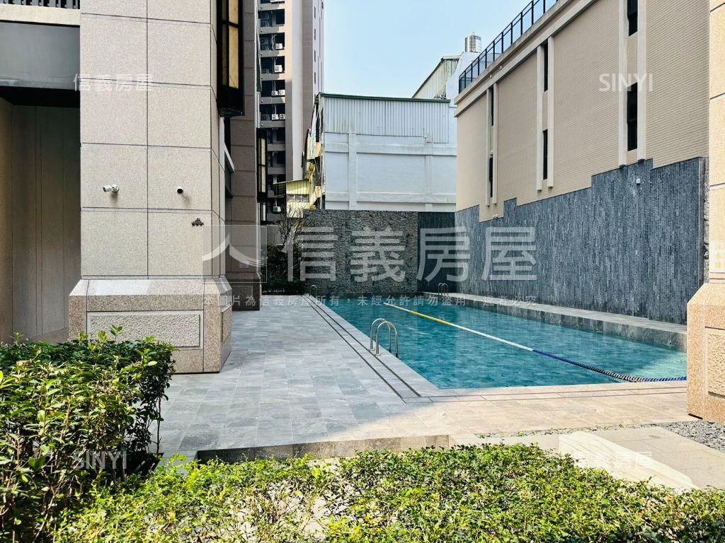 浩瀚ＭＶＰ高樓層三房平車房屋室內格局與周邊環境