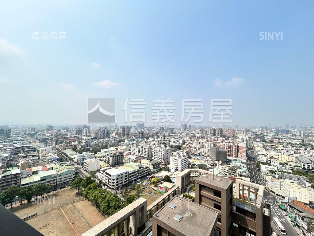 浩瀚ＭＶＰ高樓層三房平車房屋室內格局與周邊環境