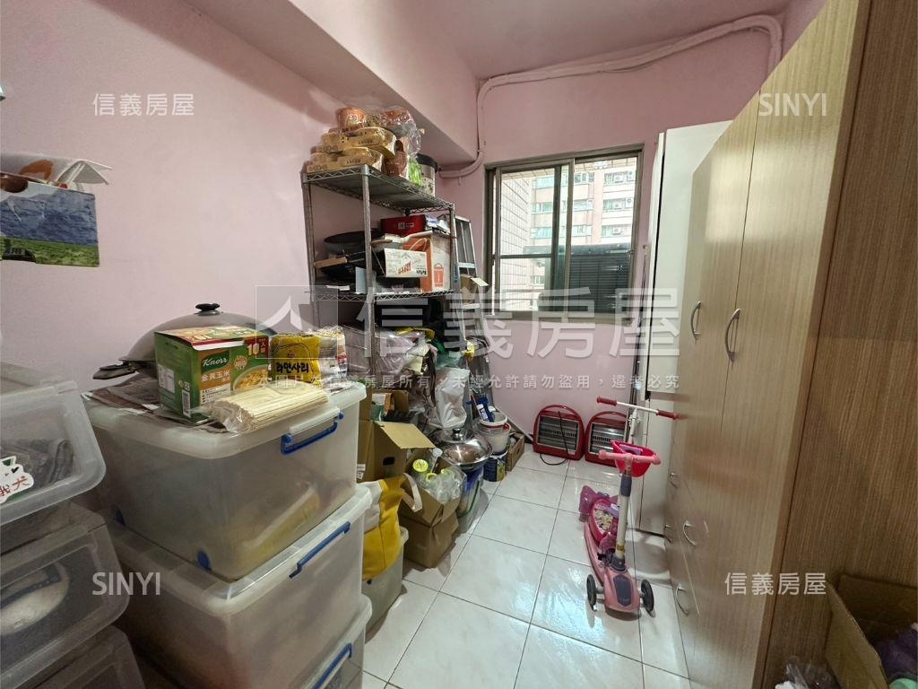 台北水都●面中庭房屋室內格局與周邊環境