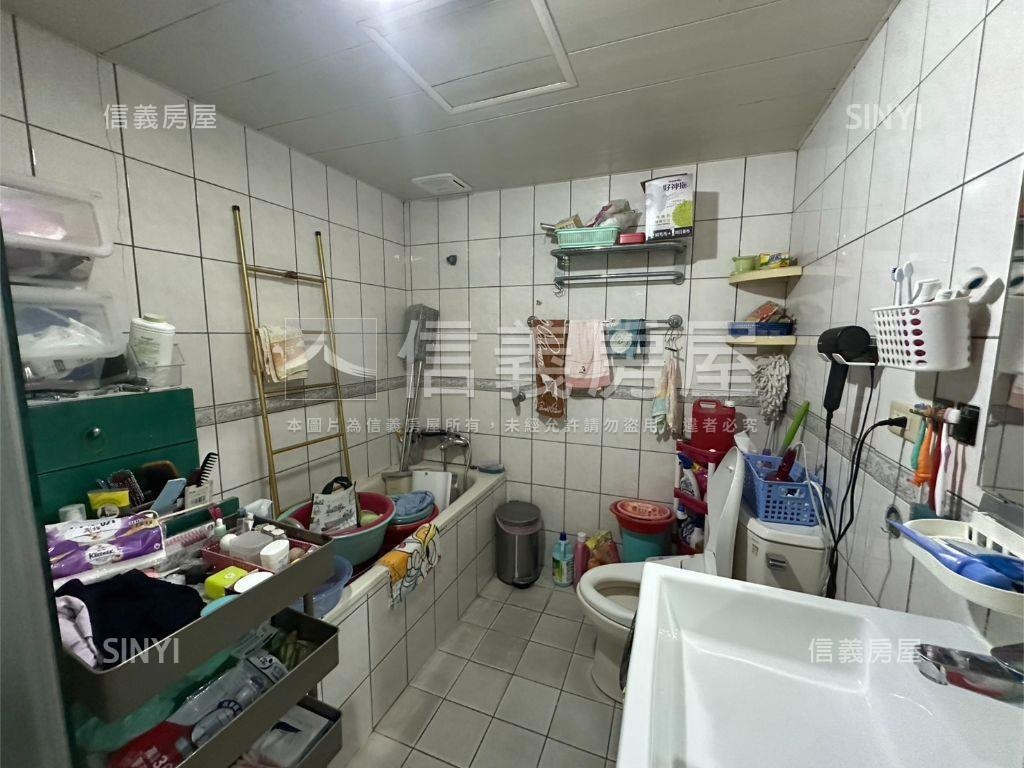 台北水都●面中庭房屋室內格局與周邊環境