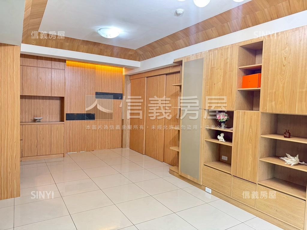 水交社溫馨三房雙平車房屋室內格局與周邊環境