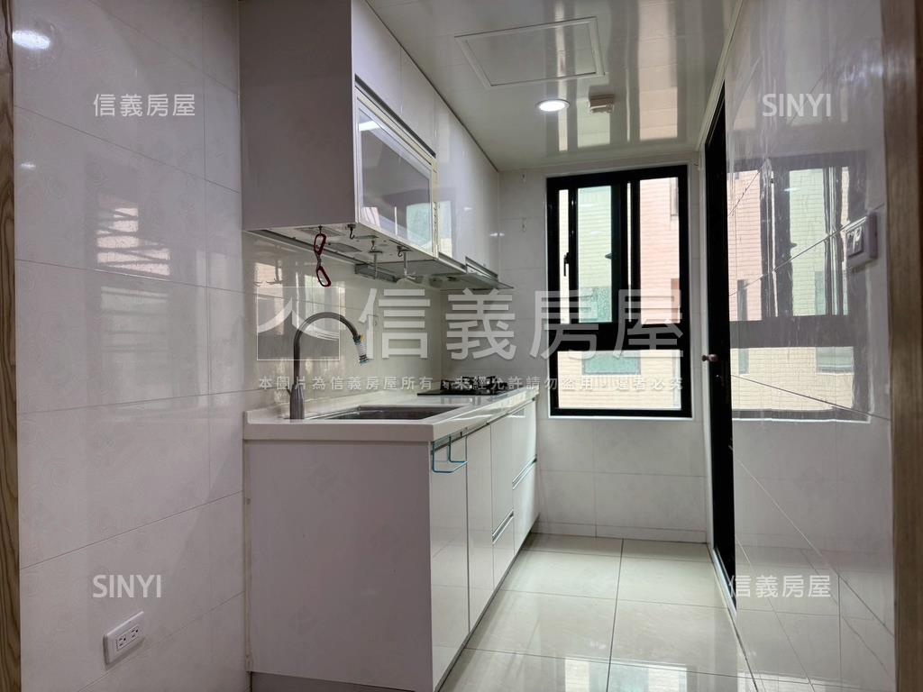 水交社溫馨三房雙平車房屋室內格局與周邊環境