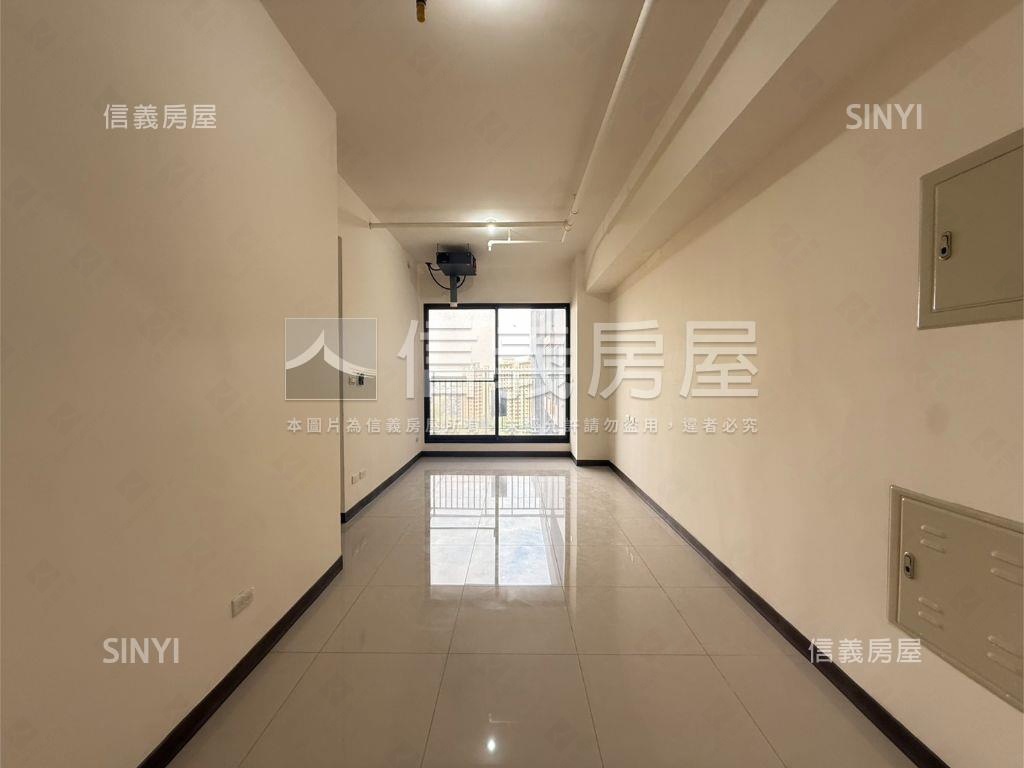 次頂樓的理想兩房車位居所房屋室內格局與周邊環境