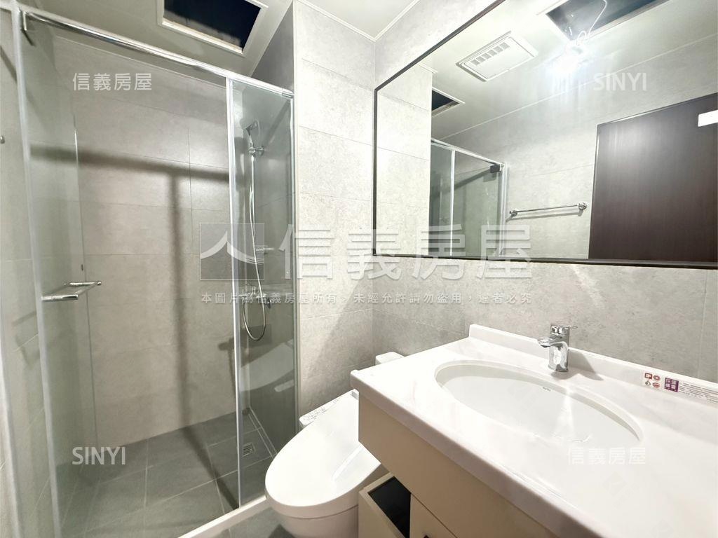 次頂樓的理想兩房車位居所房屋室內格局與周邊環境